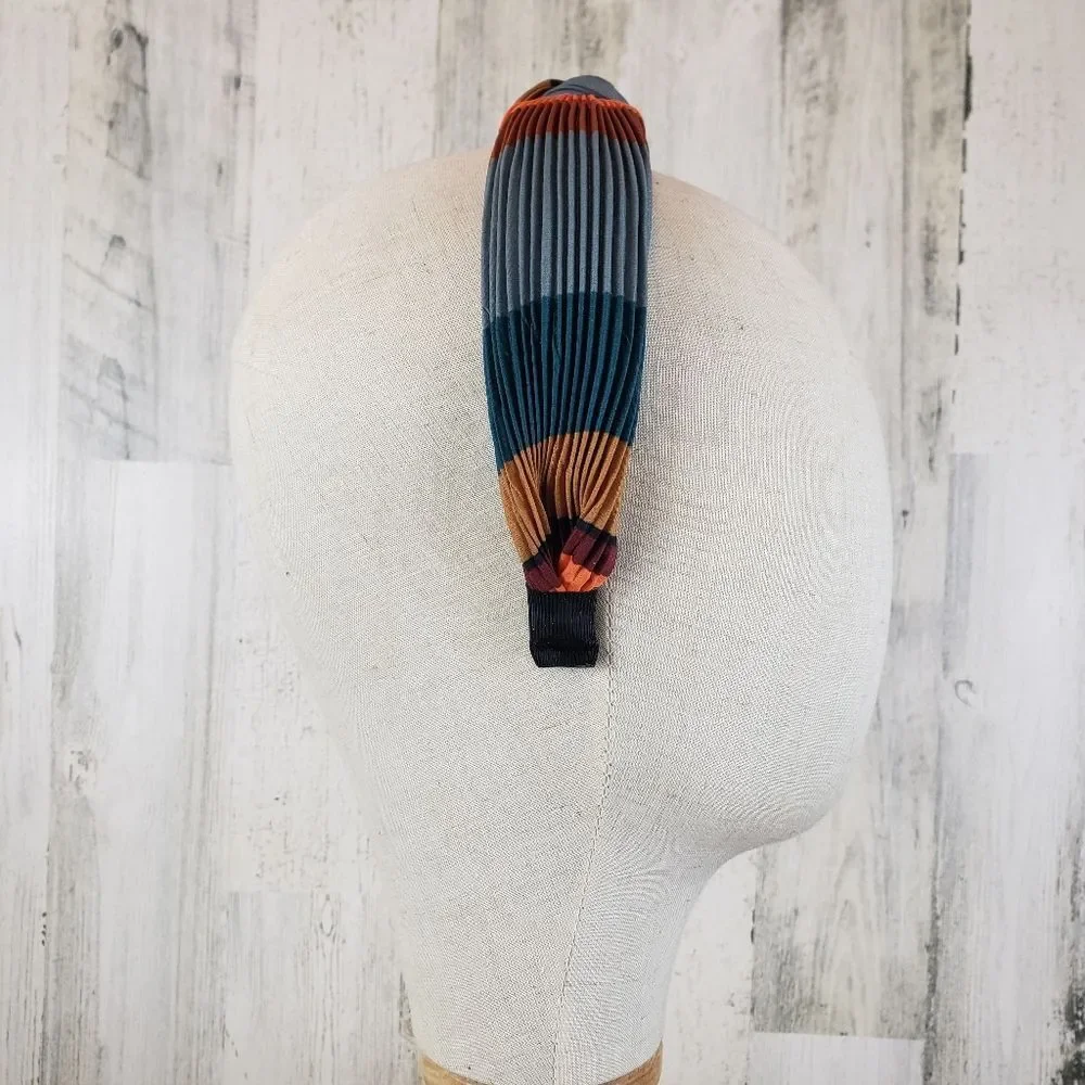 Pleated Ribbed Top Knot Headband